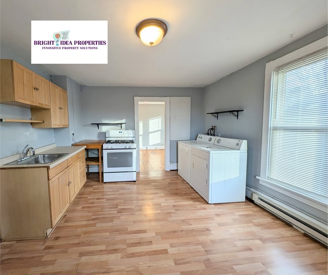 property at 2612 29th Ave S