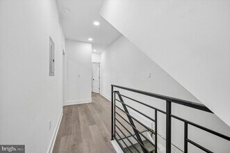 5719 Cambridge St in Philadelphia, PA - Building Photo - Building Photo