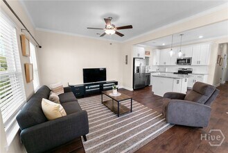 1403 E Anderson St in Savannah, GA - Foto de edificio - Building Photo