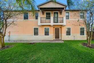 5840 NW 104th Ct in Medley, FL - Building Photo - Building Photo