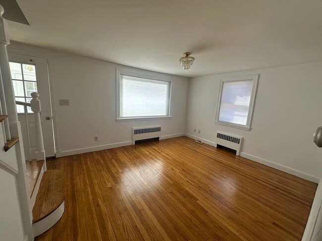 206 Adams St in Newton, MA - Building Photo - Building Photo