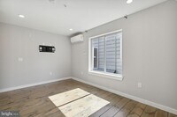 1534 W Stiles St photo'