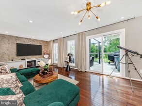 9326 Taverney Terrace in Gaithersburg, MD - Building Photo - Building Photo