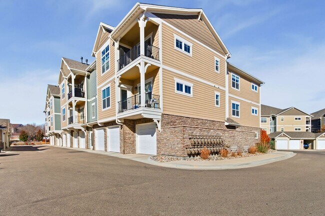 4622 Hahns Peak Dr in Loveland, CO - Foto de edificio - Building Photo