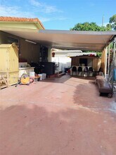 525 SW 56th Ave in Coral Gables, FL - Building Photo - Building Photo