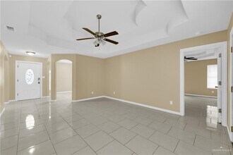 23 Tulip Cir in Alamo, TX - Building Photo - Building Photo