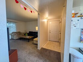 724 W 1720 N in Provo, UT - Building Photo