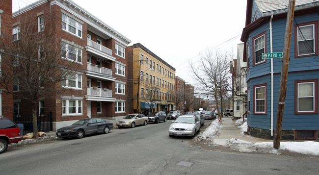 53 Harbor St in Salem, MA - Foto de edificio - Building Photo