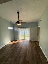 5492 Compass Pte, Unit 09-201 in Wildwood, FL - Building Photo - Building Photo