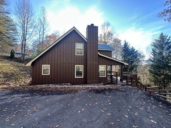 155 April Ln in Blairsville, GA - Building Photo - Building Photo