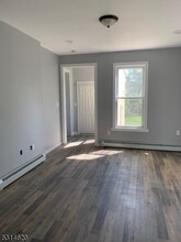 223 Walnut St in Montclair, NJ - Building Photo - Building Photo