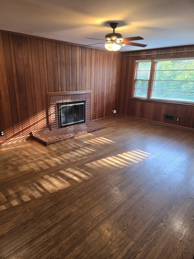 2009 Kingsbury Dr in Nashville, TN - Building Photo - Building Photo