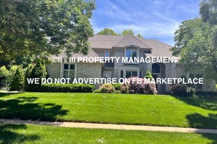 12501 Fairway Rd in Leawood, KS - Building Photo