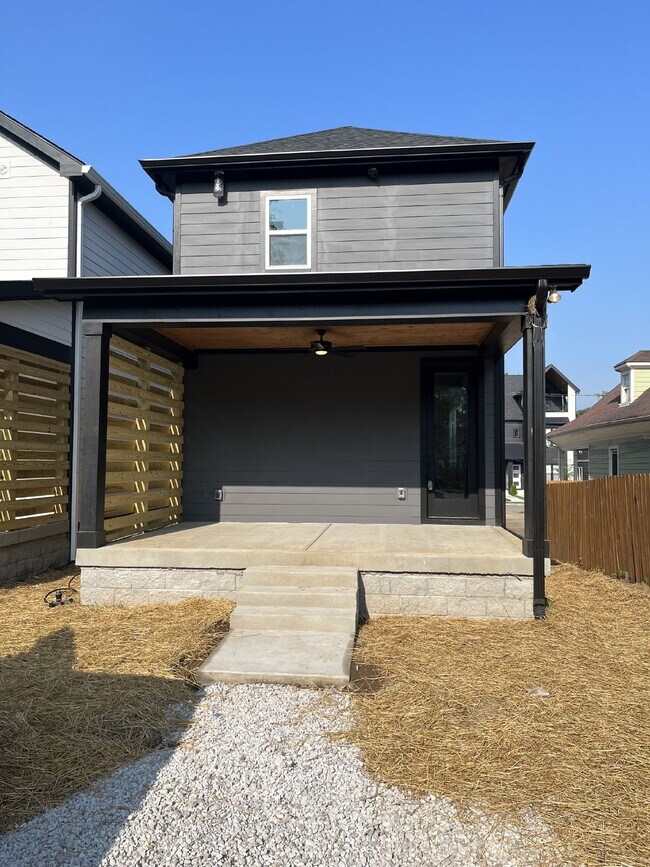 1818 11th Ave N in Nashville, TN - Building Photo - Building Photo