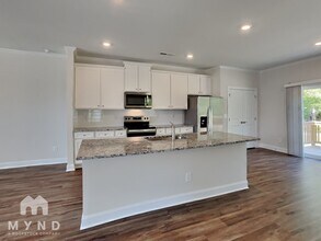 6937 Woodland Stream Pl in Raleigh, NC - Building Photo - Building Photo