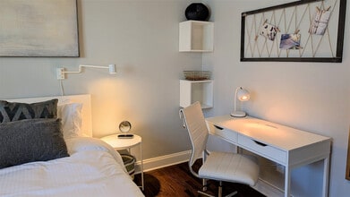 831 Parkway Dr, Unit 1st FL in Smyrna, GA - Building Photo - Building Photo