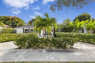 1651 SW 13th Ave in Miami, FL - Building Photo - Building Photo