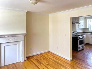 244 Everett St in Boston, MA - Building Photo - Building Photo
