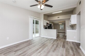 2428 S Maple Ave in Sanford, FL - Building Photo - Building Photo