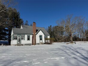 793 Fiddlers Bridge Rd in Rhinebeck, NY - Building Photo - Building Photo