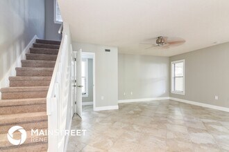 3556 Raintree Way in Lakeland, FL - Building Photo - Building Photo