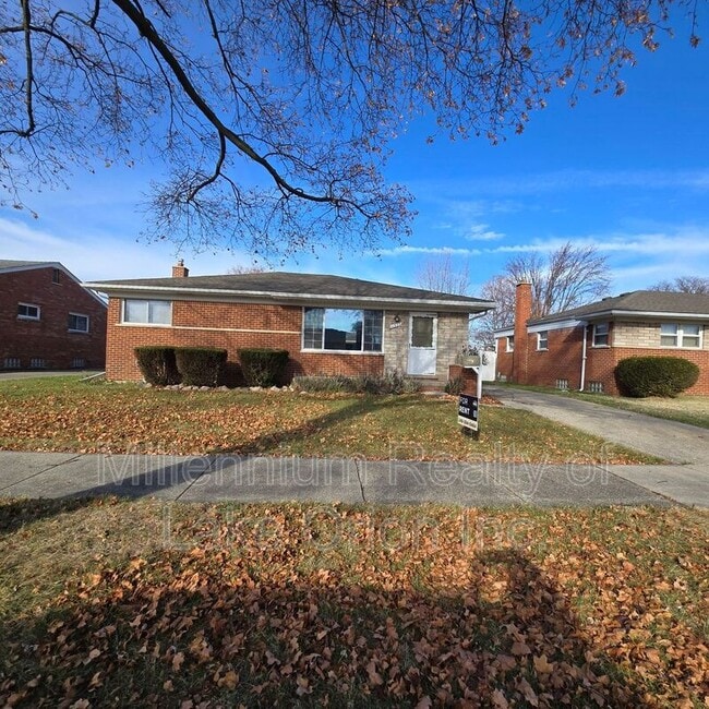 11539 Hanford Dr in Warren, MI - Building Photo - Building Photo