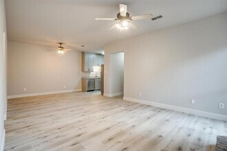 10311 Lone Pine Ln in Fort Worth, TX - Building Photo - Building Photo