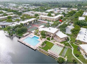 201 Berkley Rd in Hollywood, FL - Building Photo - Building Photo