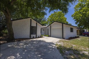 7502 Culver Ln in New Port Richey, FL - Building Photo