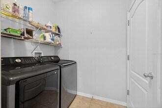 1108 Beech Grove Pl in Ruskin, FL - Building Photo - Building Photo