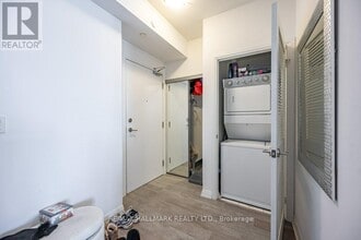 65 Oneida Crescent in Richmond Hill, ON - Building Photo - Building Photo