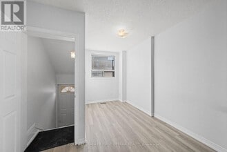 234 Rochester St in Ottawa, ON - Building Photo - Building Photo