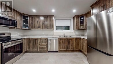 19 Galaxy Crescent in St John's, NL - Building Photo - Building Photo