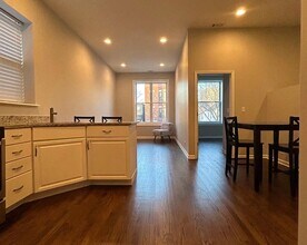 3232 S Wells St, Unit Apt 2F in Chicago, IL - Building Photo - Building Photo