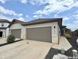 153 Nespral Dr in San Antonio, TX - Building Photo