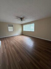 2048 NW 8th Pl in Gainesville, FL - Building Photo - Building Photo