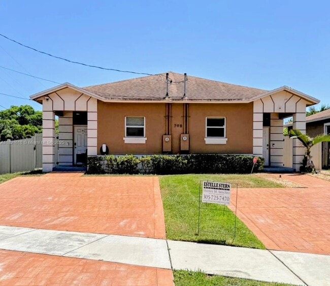 property at 798 NE 43rd St