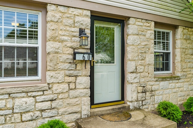 960 Rose Pl in Columbus, OH - Building Photo - Building Photo