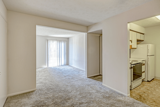 Thompson Village Apartments in Indianapolis, IN - Foto de edificio - Building Photo