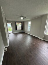 16 Richardson Ave in Marcus Hook, PA - Building Photo - Building Photo