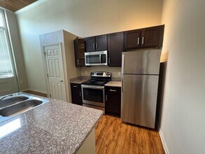 466 Poplar St in Macon, GA - Building Photo - Building Photo