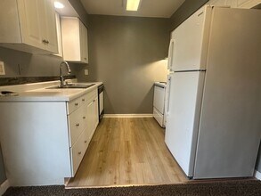 1120 E Northwood Dr in Appleton, WI - Building Photo - Building Photo
