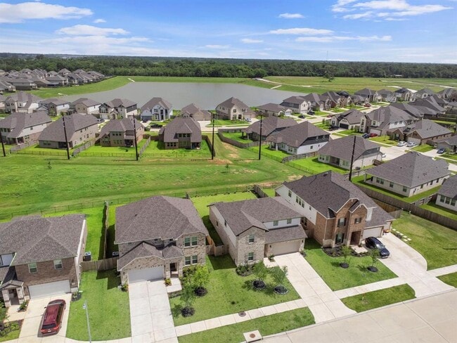 2507 Chivalry Ln in Rosenberg, TX - Building Photo - Building Photo
