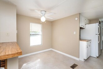 110 Woodland Dr in Easley, SC - Building Photo - Building Photo