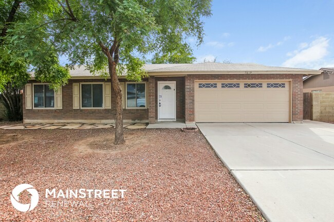 property at 7619 W Hope Dr