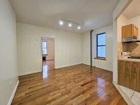 610 W 150th St in New York, NY - Building Photo