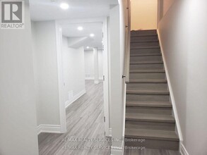 44 Branigan Cres in Halton Hills, ON - Building Photo - Building Photo