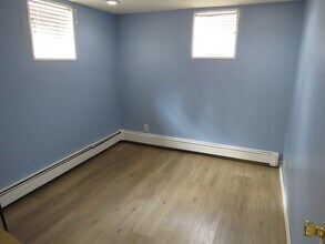 212 Maplecrest Dr S-Unit -1st Floor in Ronkonkoma, NY - Building Photo - Building Photo