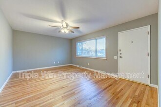 1225 Thrush Ln in Florissant, MO - Building Photo - Building Photo