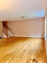 195 Pinebrook Dr in Hyde Park, NY - Building Photo - Building Photo